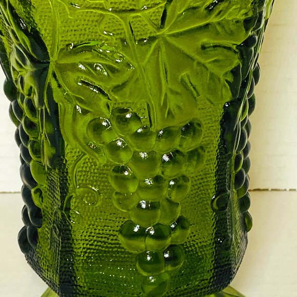 Anchor Hocking Vintage Green Glass Vase Embossed Grapes - Picture 8 of 9